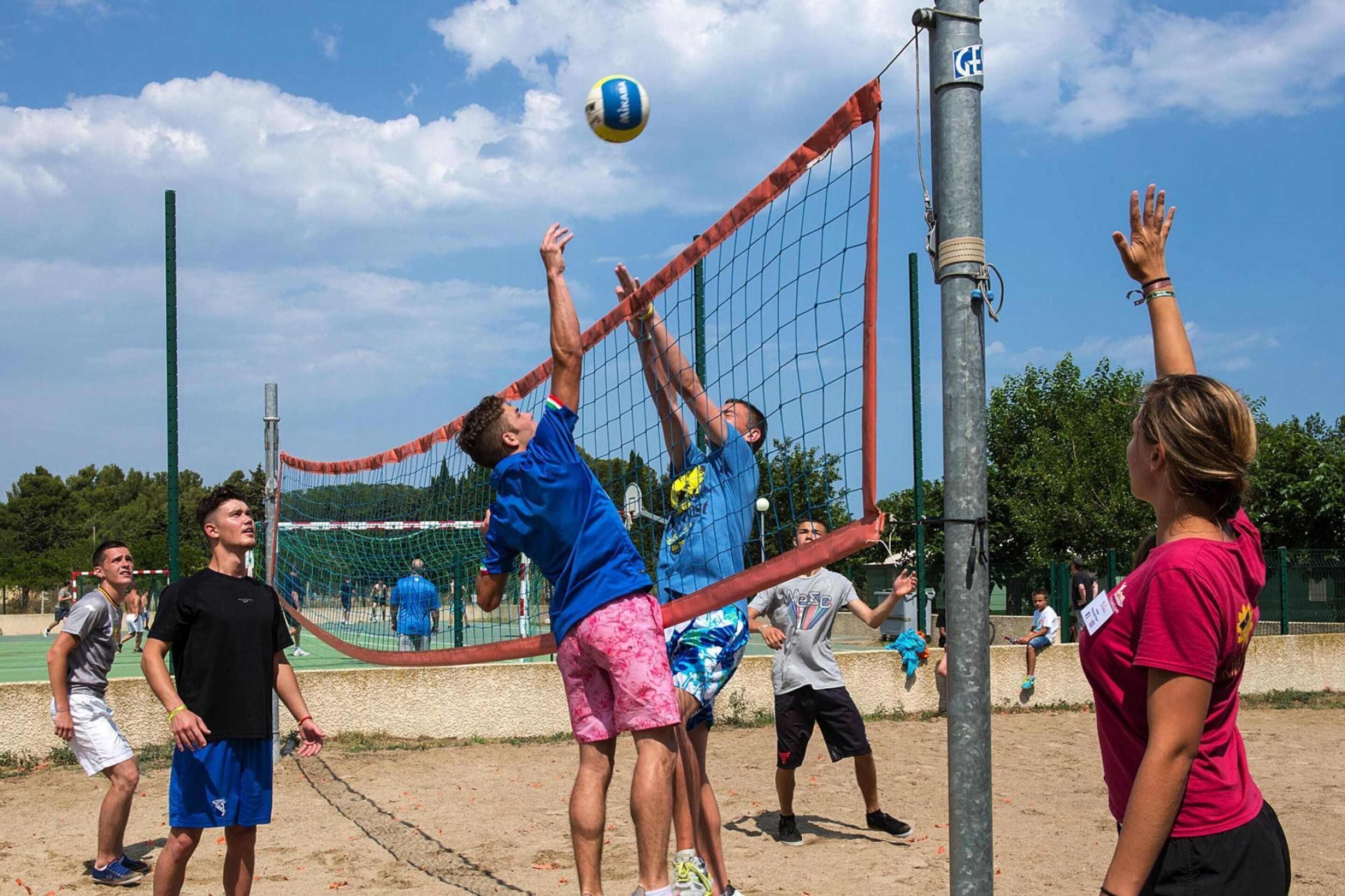 Spor sahası