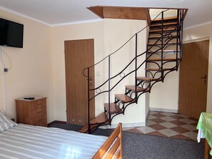 Family Quadruple Room | Free WiFi