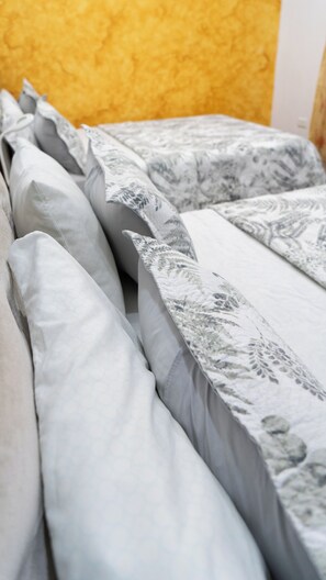 1 camera, Wi-Fi, lenzuola