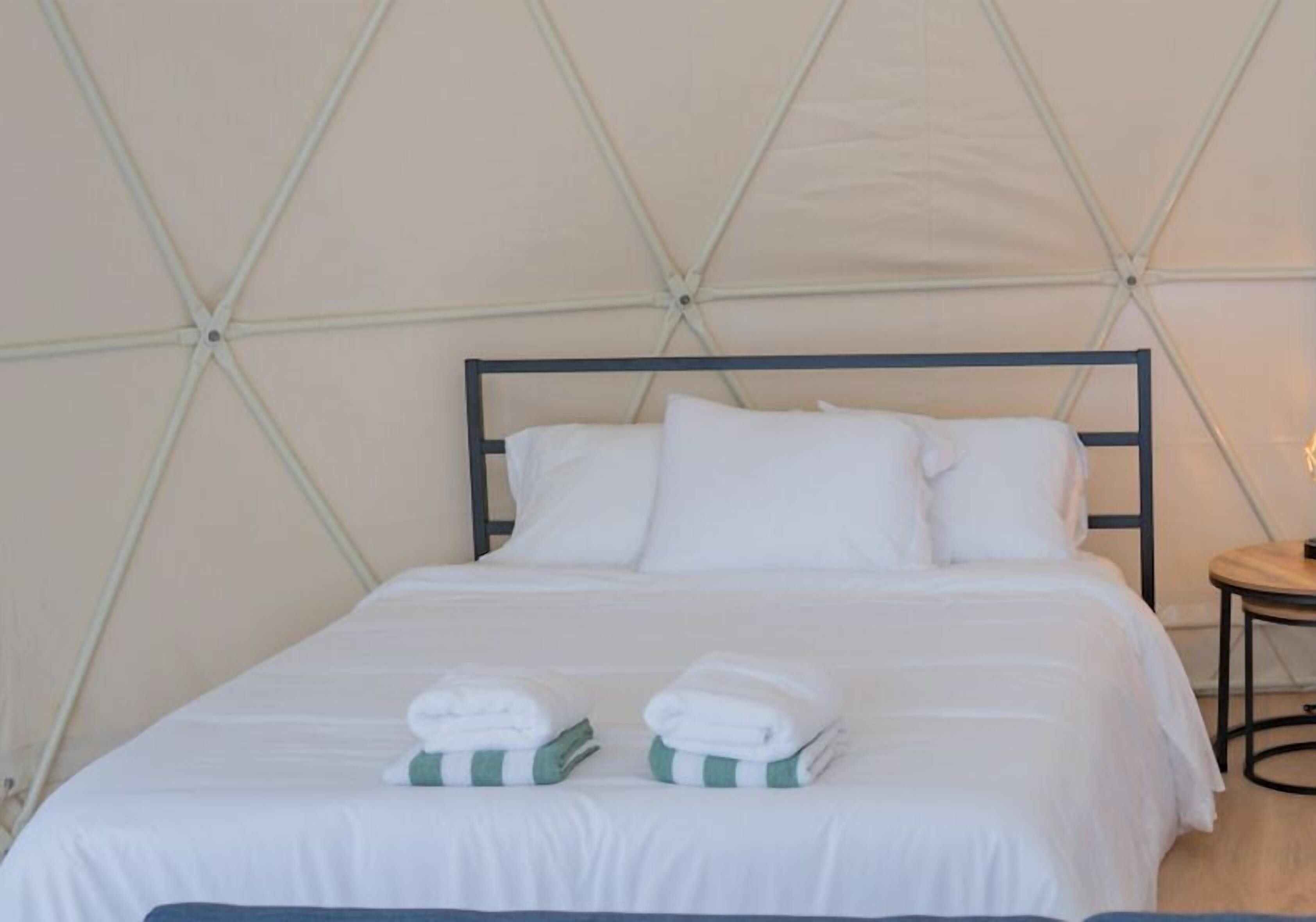 ملاءات من القطن المصري وأغطية فراش متميزة وأسرّة سليكت كومفورت