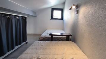 1 chambre, fer et planche Ă repasser, Wi-Fi gratuit