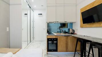 1 bedroom, iron/ironing board, WiFi, bed sheets