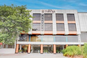 Exterior - Palette Hotel Nisarga Bhopal (Bhopal)