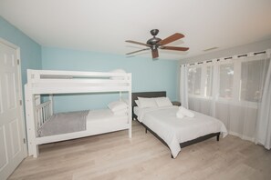 2 bedrooms, free WiFi, bed sheets
