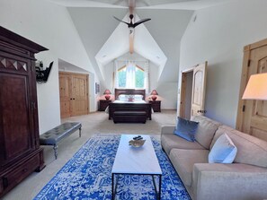 Smart TV, fireplace, table football, ping pong