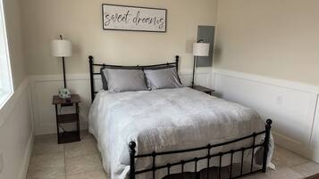 1 bedroom, WiFi, bed sheets