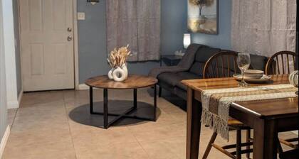 Charming 2-bedroom apartment in wonderful Bakersfield