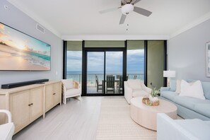 Living area - Phoenix Gulf Shores Ii 503 3 Bedroom Condo (Gulf Shores)