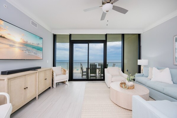 Condo, 3 habitaciones | Área de sala de estar