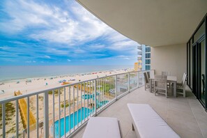 Condo, 3 Bedrooms | Outdoor dining