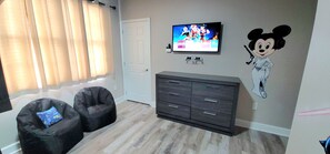 Interior - Mickeys 3bdrm Hideaway with Pool 20min from Parks (Clermont)