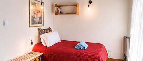 1 bedroom, desk, iron/ironing board, WiFi (free)