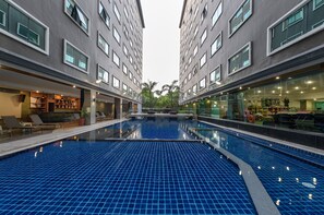 Outdoor pool - Sunday Grand Jomtien Pattaya (Pattaya)