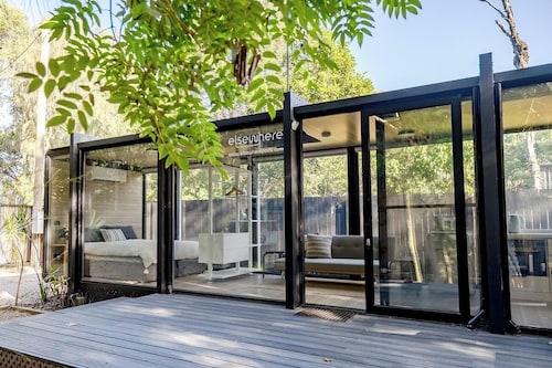 Coastal Bliss: New Brighton Eco Pod (50m Beach)