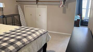 2 camere, ferro/asse da stiro, Wi-Fi gratuito, lenzuola