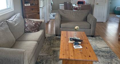 Charming 2-bedroom bungalow in Ortley Beach with WiFi, AC