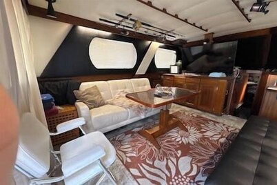Fort Pierce Yacht sleeping 2 bed 2 bath