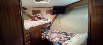 Fort Pierce Yacht sleeping 2 bed 2 bath