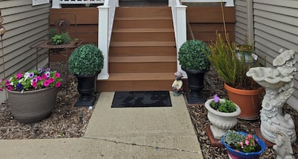 2-bedroom Sleeping Rooms in fantastic Watertown SD with WiFi, AC