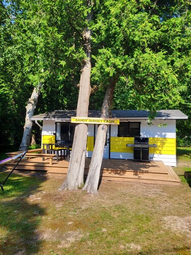 the Sandy Sunset Cabin at Sauble Beach