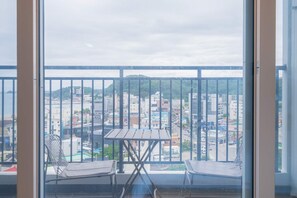 Prime Sunrise Ocean View B | Desk, laptop workspace, free WiFi