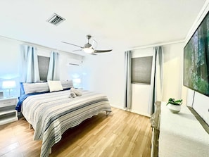 3 chambres, bureau, fer et planche à repasser, Wi-Fi gratuit