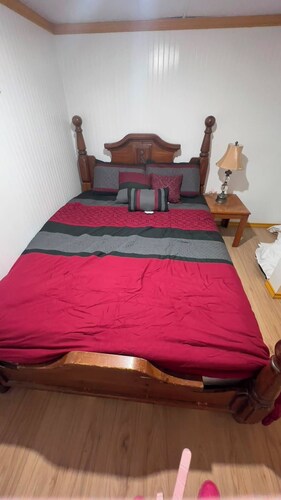 ESTATE: RARE 6BR PLUS 2BR/ total 3Bath and 2 kitchen