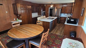 Dining - Historic Log Home in Beautiful Cowley (Cowley)