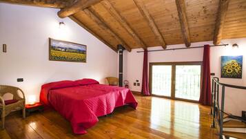 Bügeleisen/Bügelbrett, kostenloses WLAN, Bettwäsche