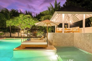 Pool - Spacious 2 Villas combined, 9 bedrooms, 2 pools (Kabupaten Badung)