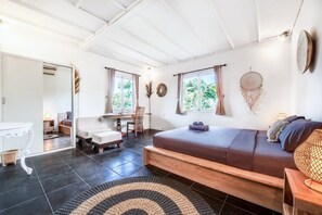 4 室のベッドルーム、アイロン / アイロン台、WiFi、ベッドシーツ