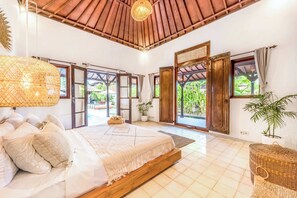 7 bedrooms, desk, iron/ironing board, WiFi