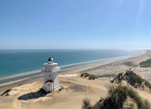 Beach - Kapia Lodge - Luxury waterfront (Pouto)