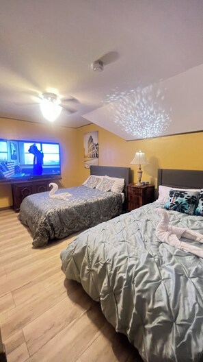 4 bedrooms, free WiFi, bed sheets