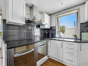 Fridge, microwave, dishwasher, cookware/dishes/utensils - "Paale" - 208m from the sea by Interhome (Læsø)