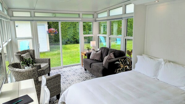 1 bedroom, desk, iron/ironing board, free WiFi