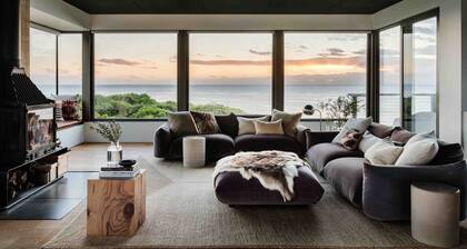 FIRST LIGHT Tasmania (House)