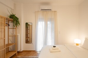 1 chambre, fer et planche à repasser, accès au Wi-Fi (inclus)