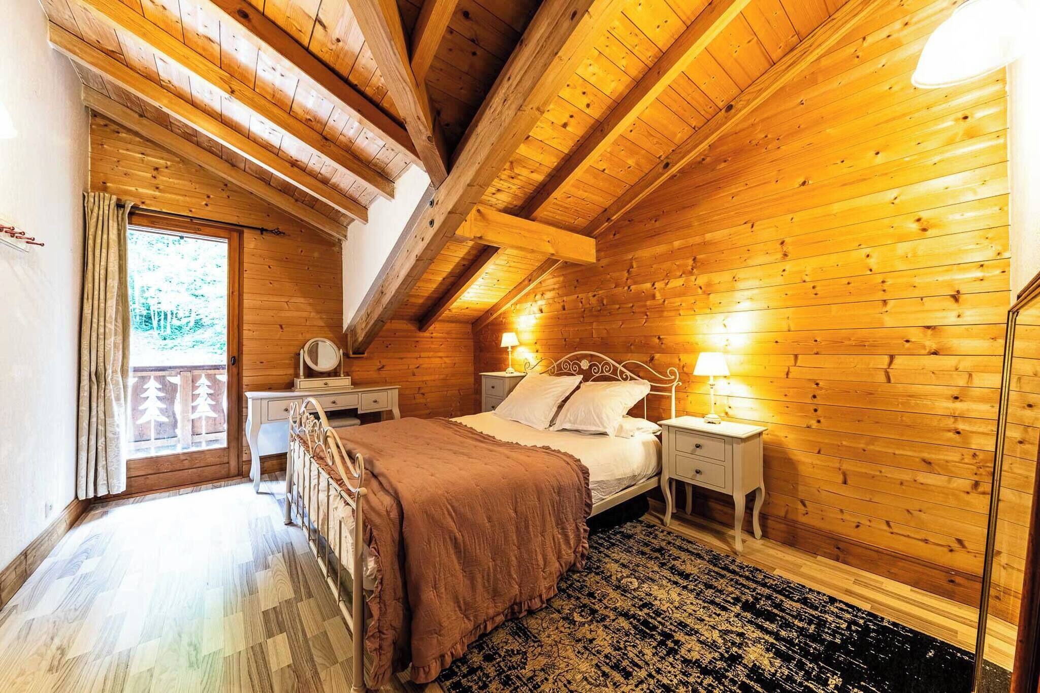 4 bedrooms