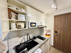 Luxury Condo | Private kitchen