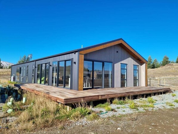 Exterior - Ahuru Mowai 4 bedroom House (Lake Tekapo)