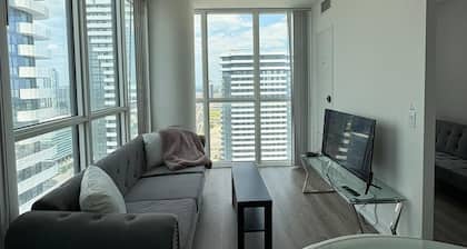 Cozy Condo in Downtown Vaughan