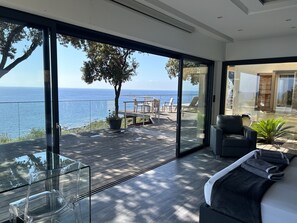 5 habitaciones, tabla de planchar con plancha y wifi gratis 