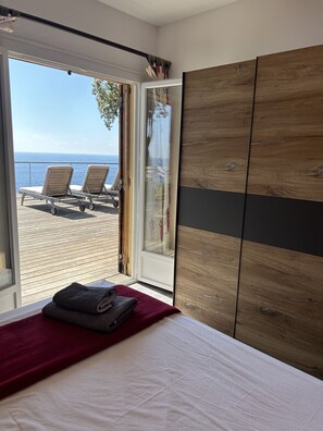 5 chambres, fer et planche à repasser, Wi-Fi gratuit, draps fournis