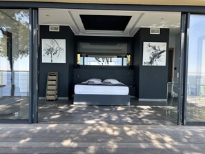 5 habitaciones, tabla de planchar con plancha y wifi gratis 