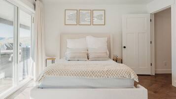 2 bedrooms, iron/ironing board, travel cot, free WiFi