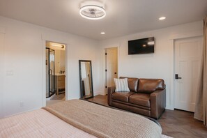 2 Schlafzimmer, Bügeleisen/Bügelbrett, Reisekinderbett, kostenloses WLAN