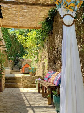 Terrace/patio - Moulin Lombard B&B (Les Arcs-sur-Argens)