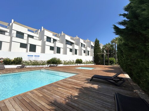 Modern and comfortable house near the sea