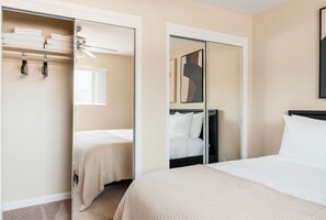 1 chambre, fer et planche à repasser, Wi-Fi, draps fournis